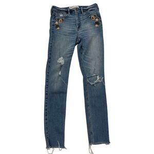 Abercrombie & Fitch Junior's 2R Super Skinny High Rise Floral Embroidery Jeans